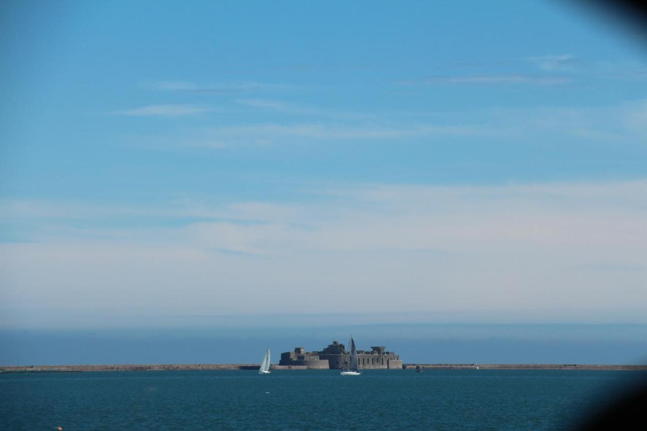 Sur Le Chemin De La Plage Cherbourg-en-Cotentin Zewnętrze zdjęcie
